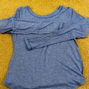 Lululemon top